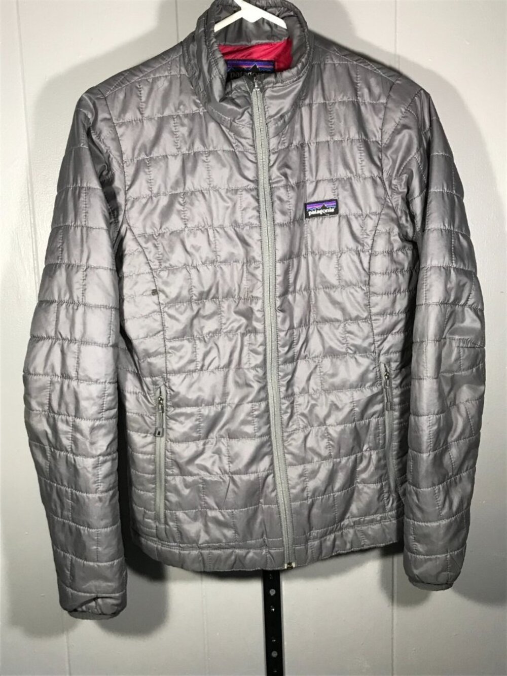 Patagonia Women’s Nano Puff Jacket Size SM Gray With Plum Lining